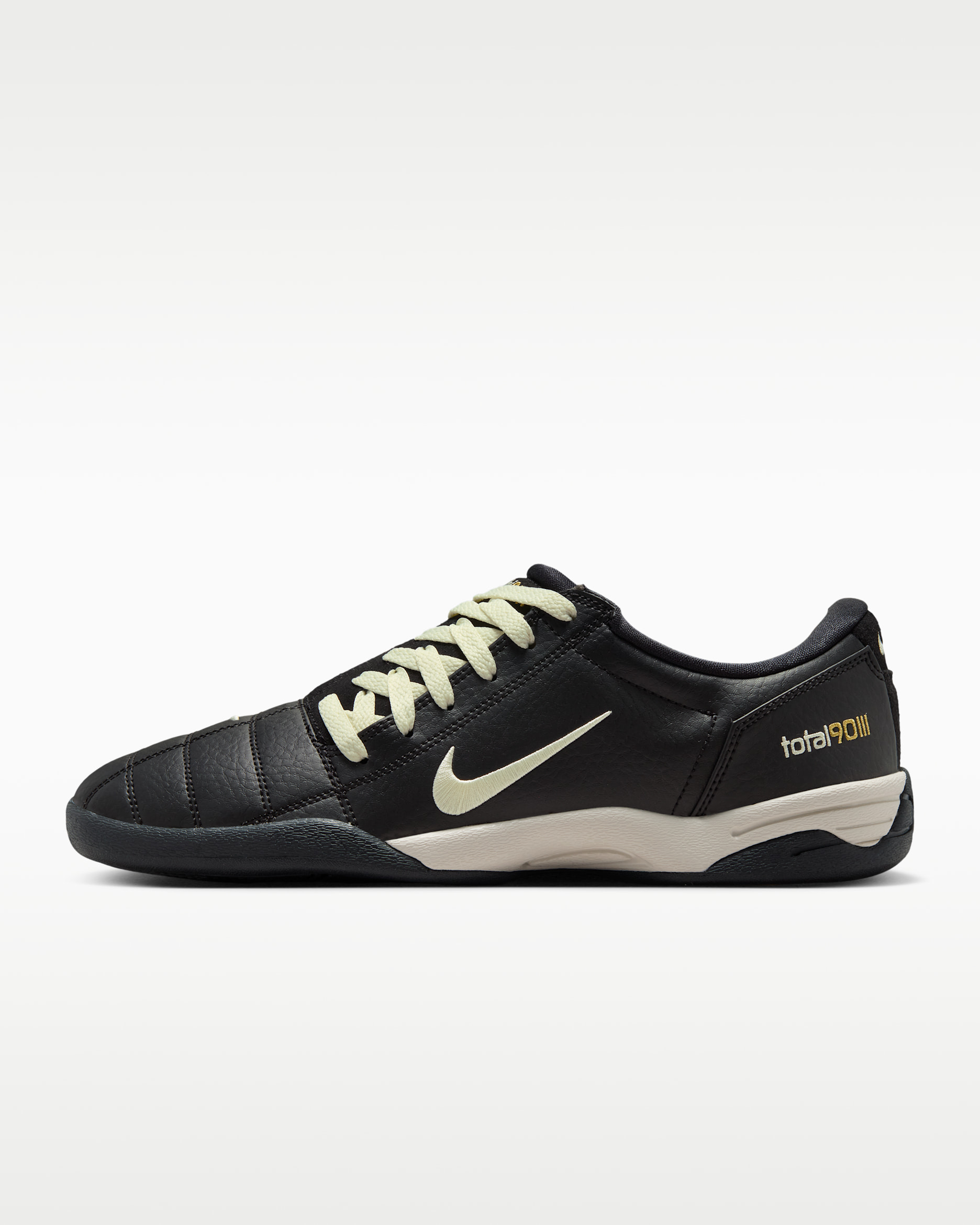 Nike Total90 Men's Shoes. Nike IL